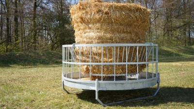 Round Bale Rack with inner ring and cone