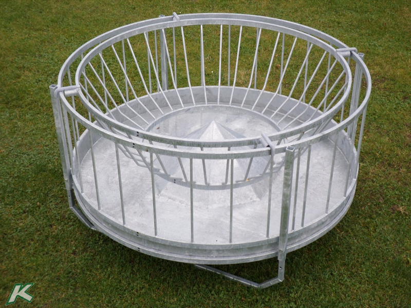 Round Bale Rack with inner ring and cone