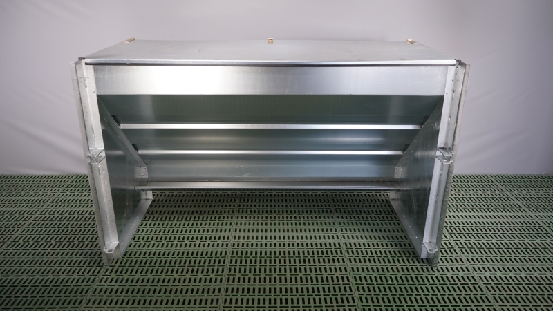 Kraftfutterautomat mit 3-Punkt-Aufhängung